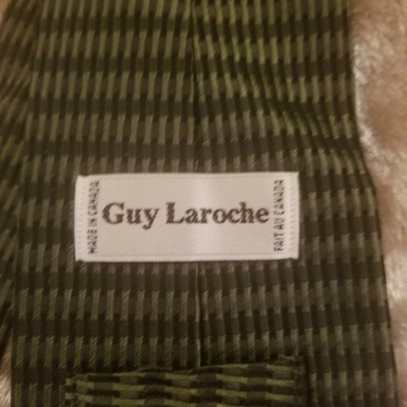 Mans Tie 👔 - Picture 2 of 3